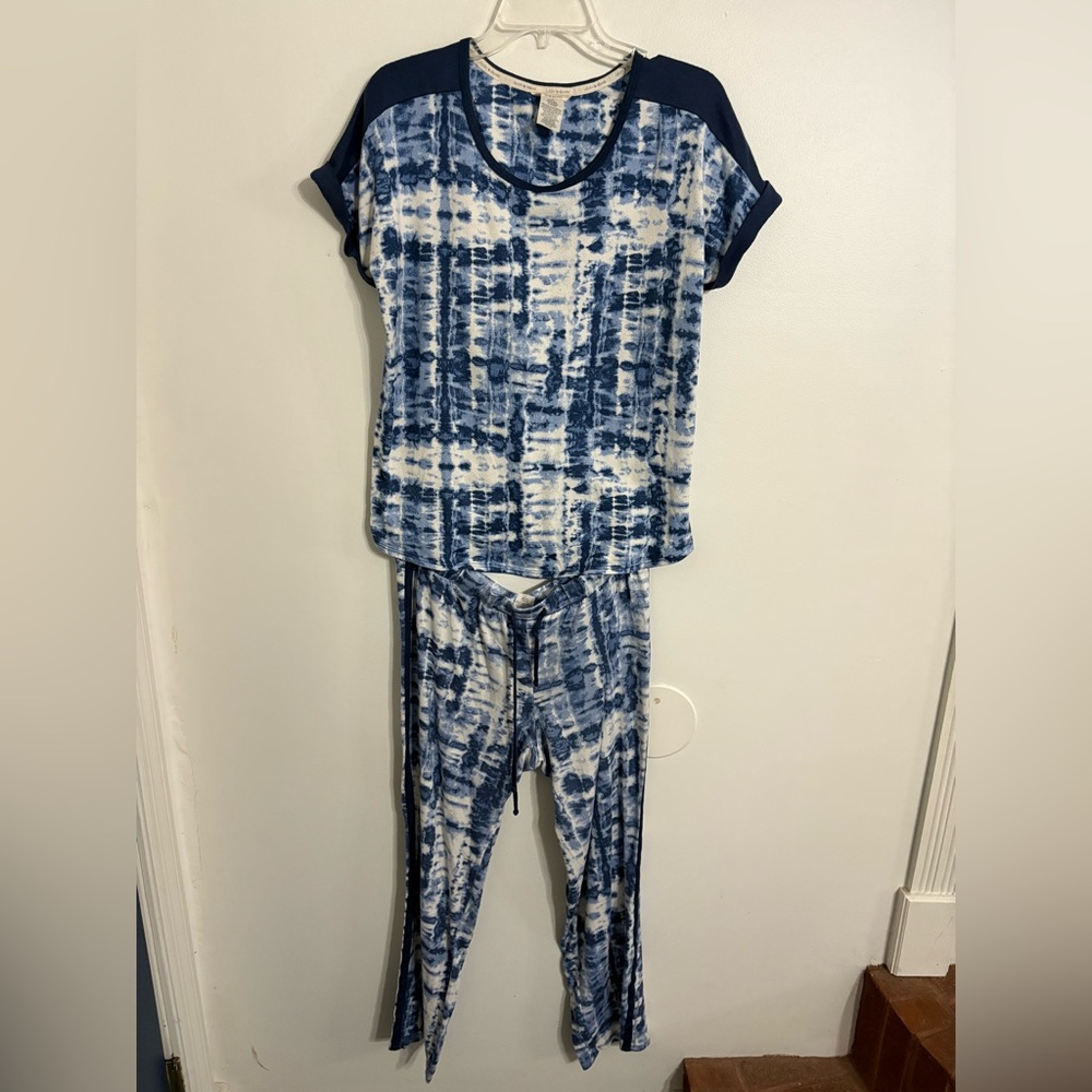 Blue Tie-Dye Women's Pajama Set Size LARGE